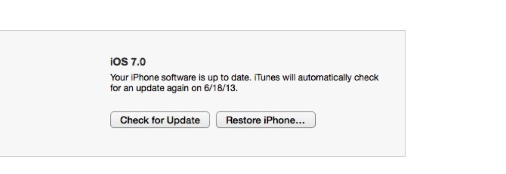 Nhấn nút Option (Mac) hoặc Shift (Windows) và click nút Restore iPhone